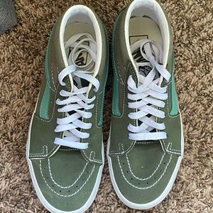 VANS HIGH-RISE SHOES